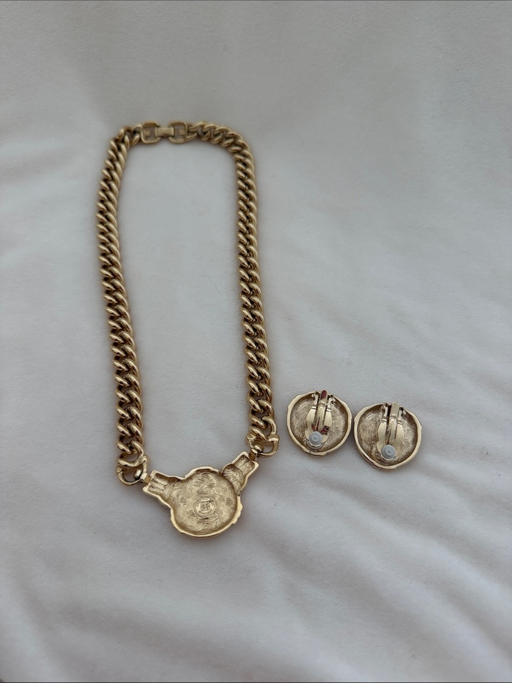 Givenchy Gold Chain Necklace with Black Logo Medallion and Matching Earrings - Picture 9 of 10